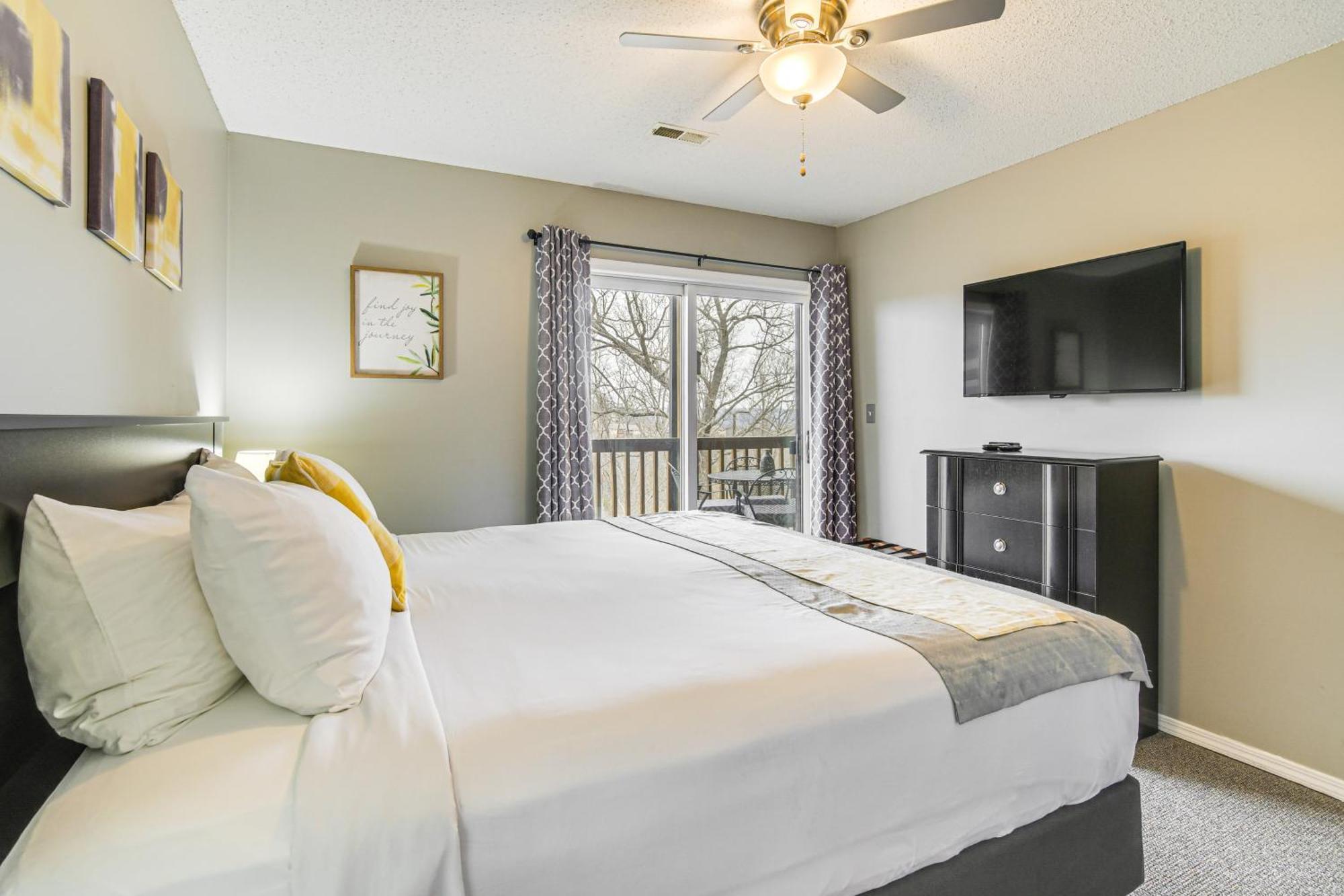 Inviting Branson West Condo With Pool Access Bagian luar foto