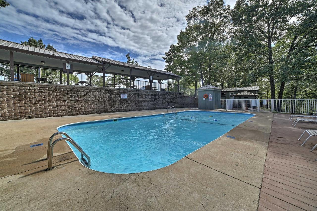 Inviting Branson West Condo With Pool Access Bagian luar foto
